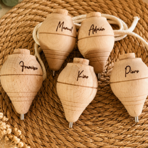 Peonzas de Madera Personalizadas